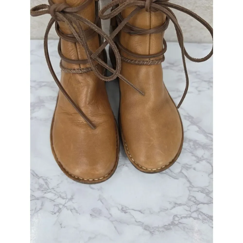UGG Caspia 1932 Tan Leather Lace Up Ankle Sheepskin Warm Boots Womens Sz 9